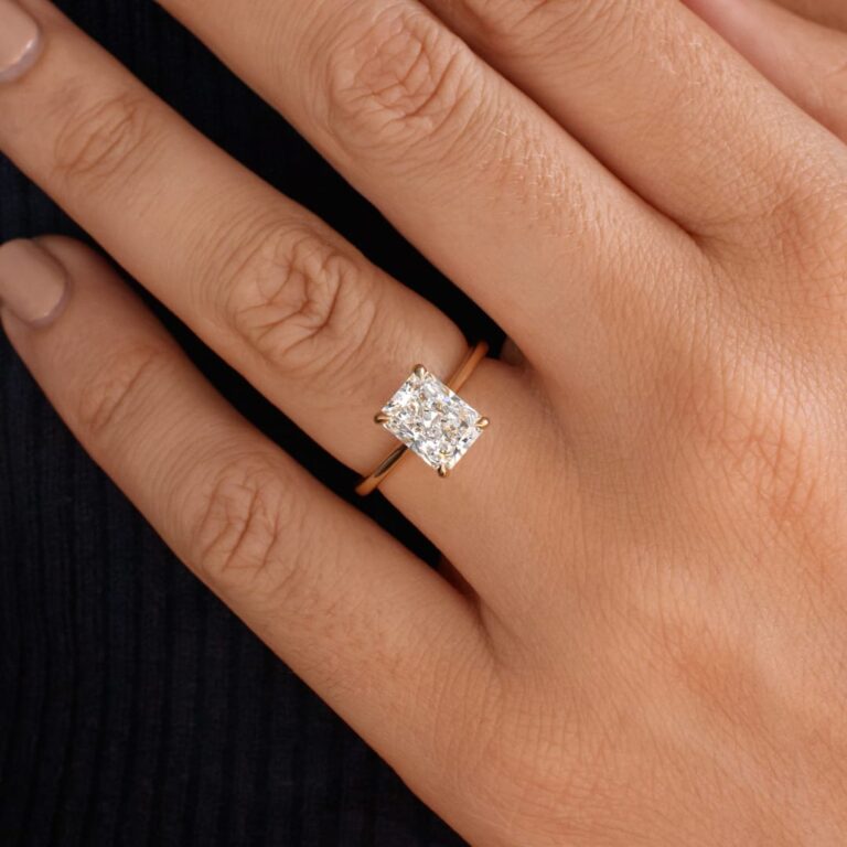 The Radiant Engagement Ring: Classical Purity and Current Style